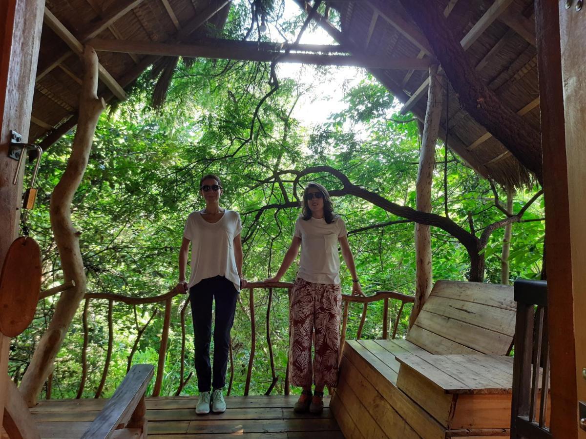 Habarana Tree House Mutu Village Luaran gambar