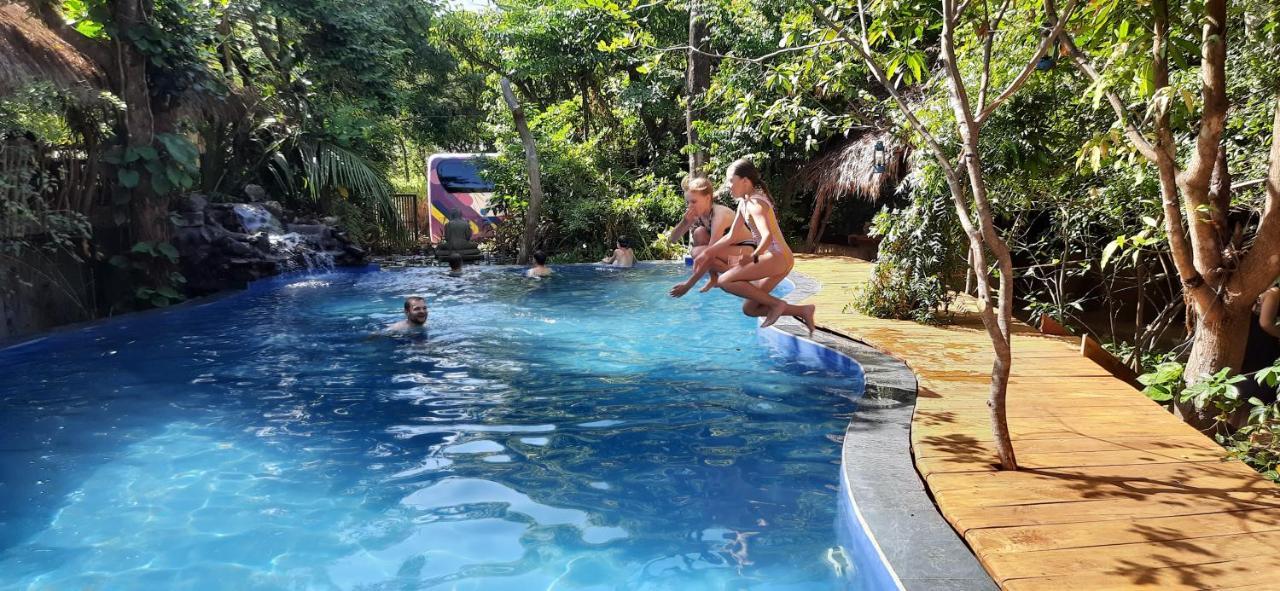 Habarana Tree House Mutu Village Luaran gambar